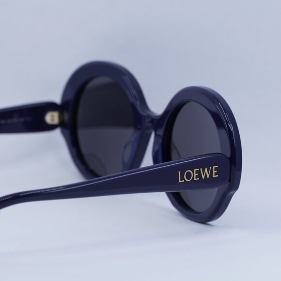Loewe LW40135I 90A Sunglasses Shiny Blue Round Frame, Smoke Lenses - Picture 5 of 12